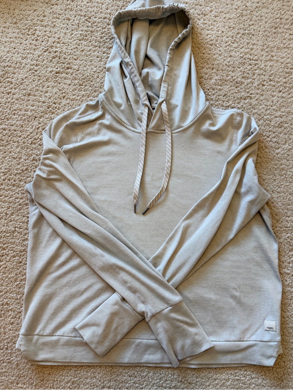 Vuori womens Halo Essential light grey Hoodie Pullover size small
